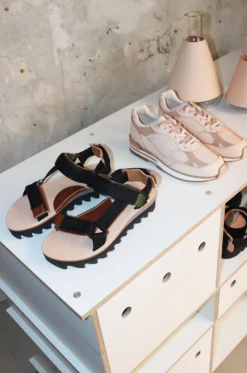 Hender Scheme – Women Shoes MJ-S-WEB – Brown Multi