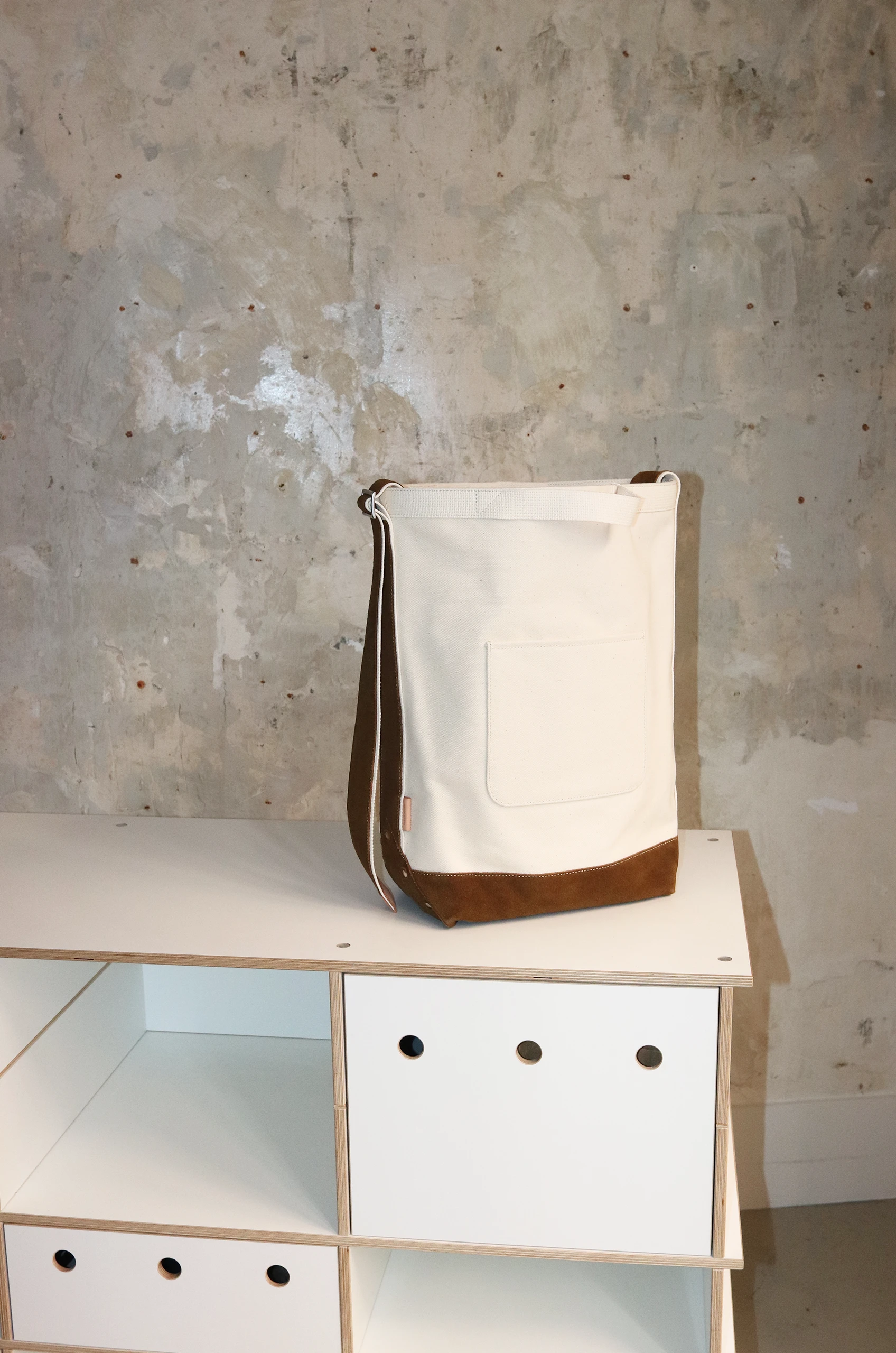 Hender Scheme – Shoulder Bag QN-RB-CSB – Camel 3 Hender Scheme – Shoulder Bag QN-RB-CSB – Camel