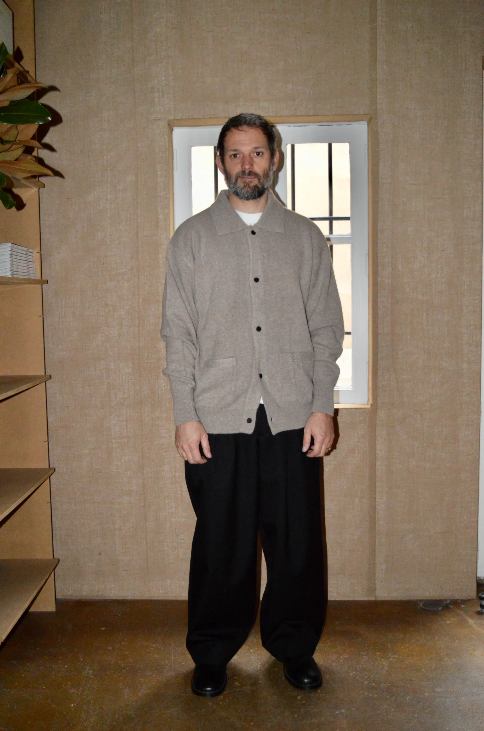 SSSTEIN – Cardigan ST.994 – Beige 3 SSSTEIN – Cardigan ST.994 – Beige