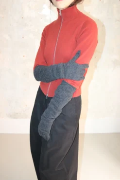 Extreme Cashmere – N°241 Opera Gloves – Shadow