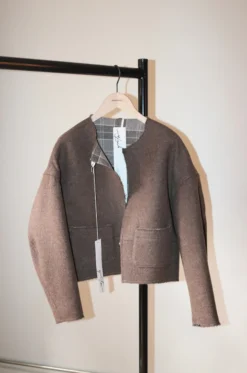 Quitan – 3D Cardigan 4220003 – Brown