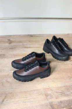 Tarvas – Easy Hiker – Dark Brown Leather