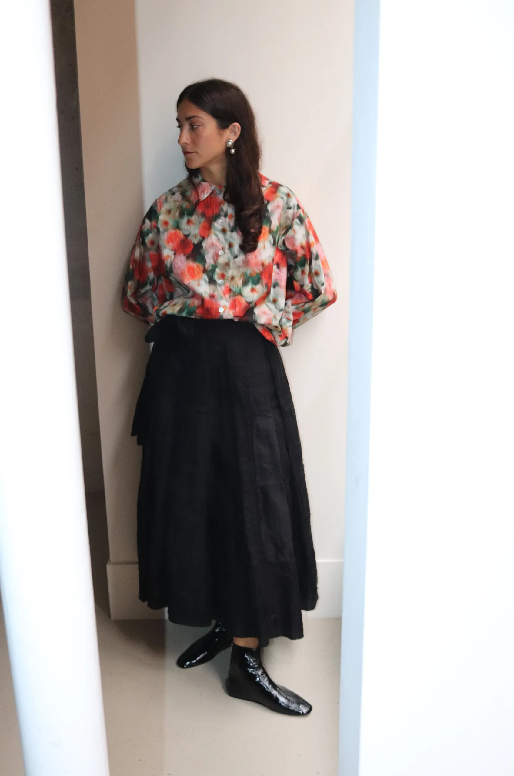 NITTO – SOPHIA Shirt – Flower Print 5 NITTO – SOPHIA Shirt – Flower Print – Image 3