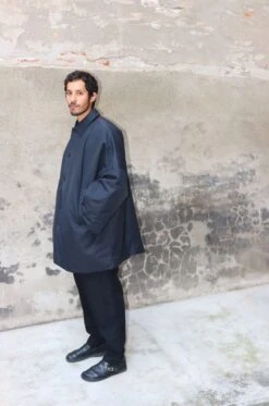 Casey Casey – Triangle Coat Kitty – Night