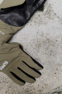 Elmer By Swany – Gloves EM602 Goretex Line – Khaki 12 Elmer By Swany – Gloves EM602 Goretex Line – Khaki -Salomon Boutique guant 01 scaled 1