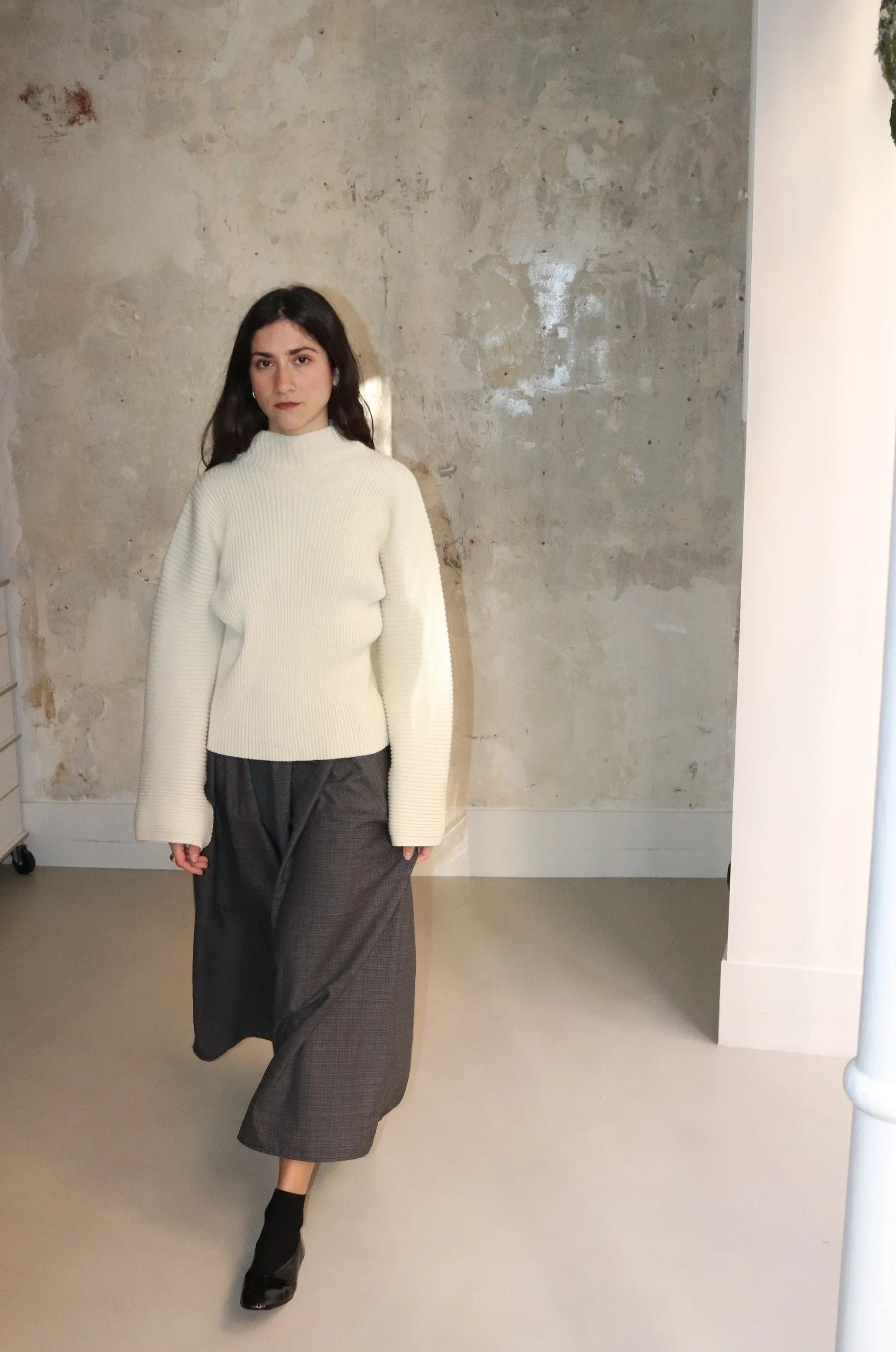 Whiteread – Jumper 02 – Salt 4 Whiteread – Jumper 02 – Salt – Image 2