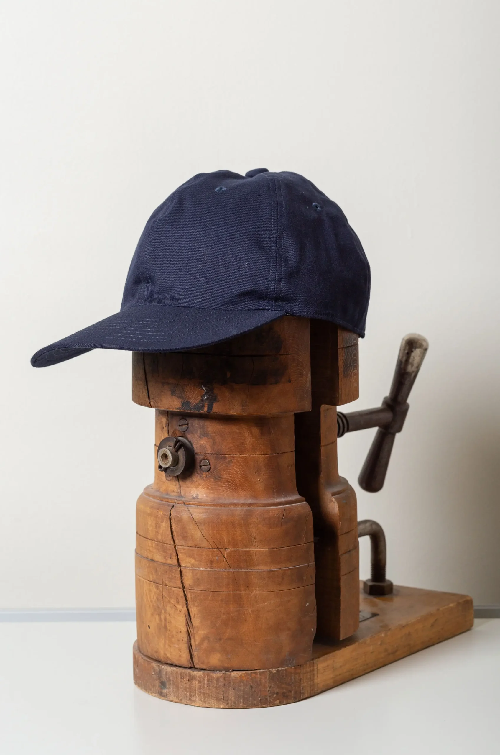 Câbleami – Loose Light Chino B.B. CAP – Navy 3 Câbleami – Loose Light Chino B.B. CAP – Navy