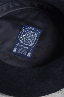 Câbleami – Basque Beret 10.5 Inch 026-23AW – Black 9 Câbleami – Basque Beret 10.5 Inch 026-23AW – Black -Salomon Boutique rdv 31 scaled 2