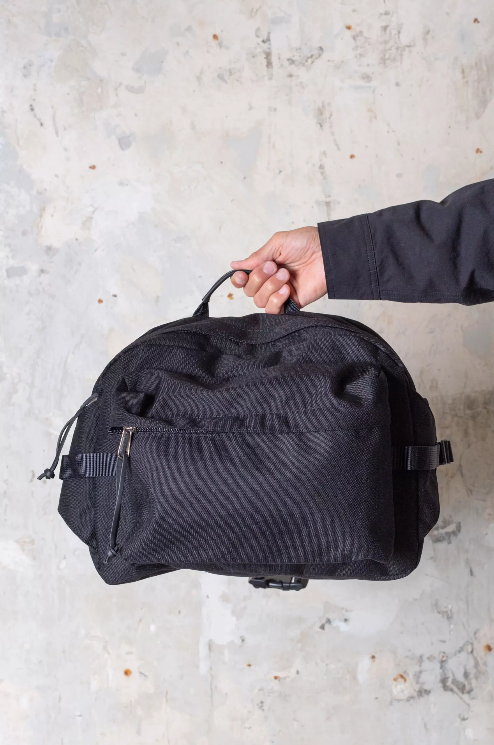 Aeta – Waist Bag: L NY13 – Black 5 Aeta – Waist Bag: L NY13 – Black – Image 3