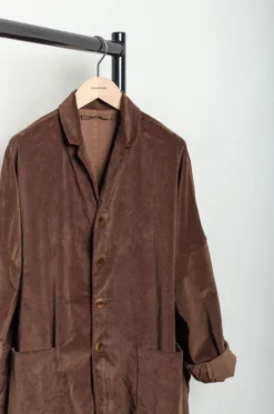 Album Di Famiglia – Velvet Loose Coat – Coffee 11 Album Di Famiglia – Velvet Loose Coat – Coffee -Salomon Boutique rdv album 10 scaled 1