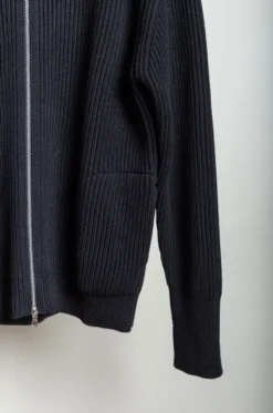 Andersen-Andersen – Navy Full Zip Pockets – Black -Salomon Boutique rdv andersen 34 scaled 2