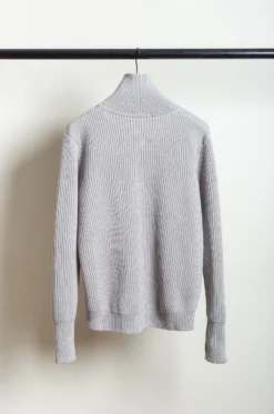 Andersen-Andersen – Navy Half Zip – Light Grey -Salomon Boutique rdv andersen 47 scaled 1