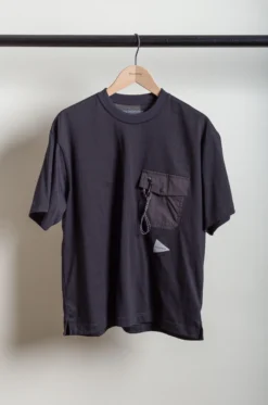 And Wander – Pocket T – Black
