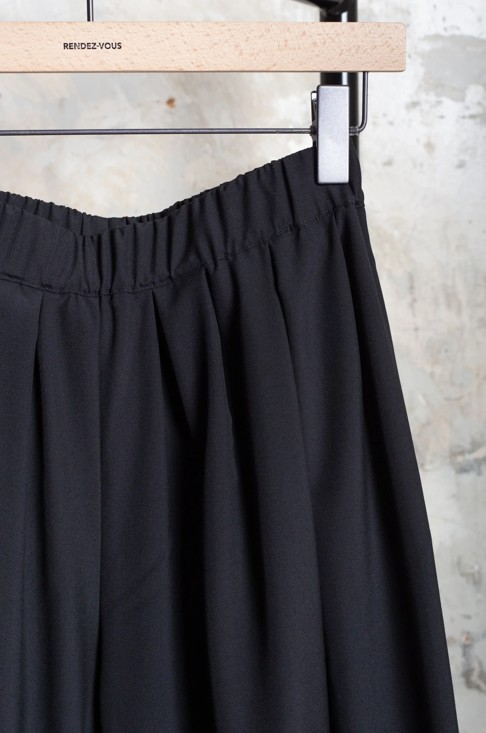 ApuntoB – Trousers P1844/TS822 – Black 4 ApuntoB – Trousers P1844/TS822 – Black – Image 2