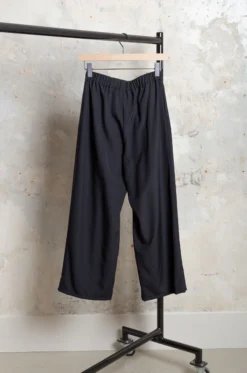 ApuntoB – Trousers P1844/TS822 – Black 7 ApuntoB – Trousers P1844/TS822 – Black -Salomon Boutique rdv apuntob 83 scaled 1