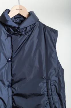 Arpenteur – LOFT V Primaloft Filled Vest – Midnight -Salomon Boutique rdv arpenteur 07 1 scaled 1