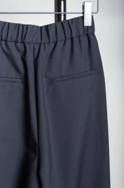 ATON – Wide Easy Pants PRAGCM0110 – Black -Salomon Boutique rdv aton 09 scaled 1