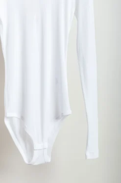 BABACO – Twisted Cotton Body BA01-CR40 – White 7 BABACO – Twisted Cotton Body BA01-CR40 – White -Salomon Boutique rdv babaco 02 scaled 1