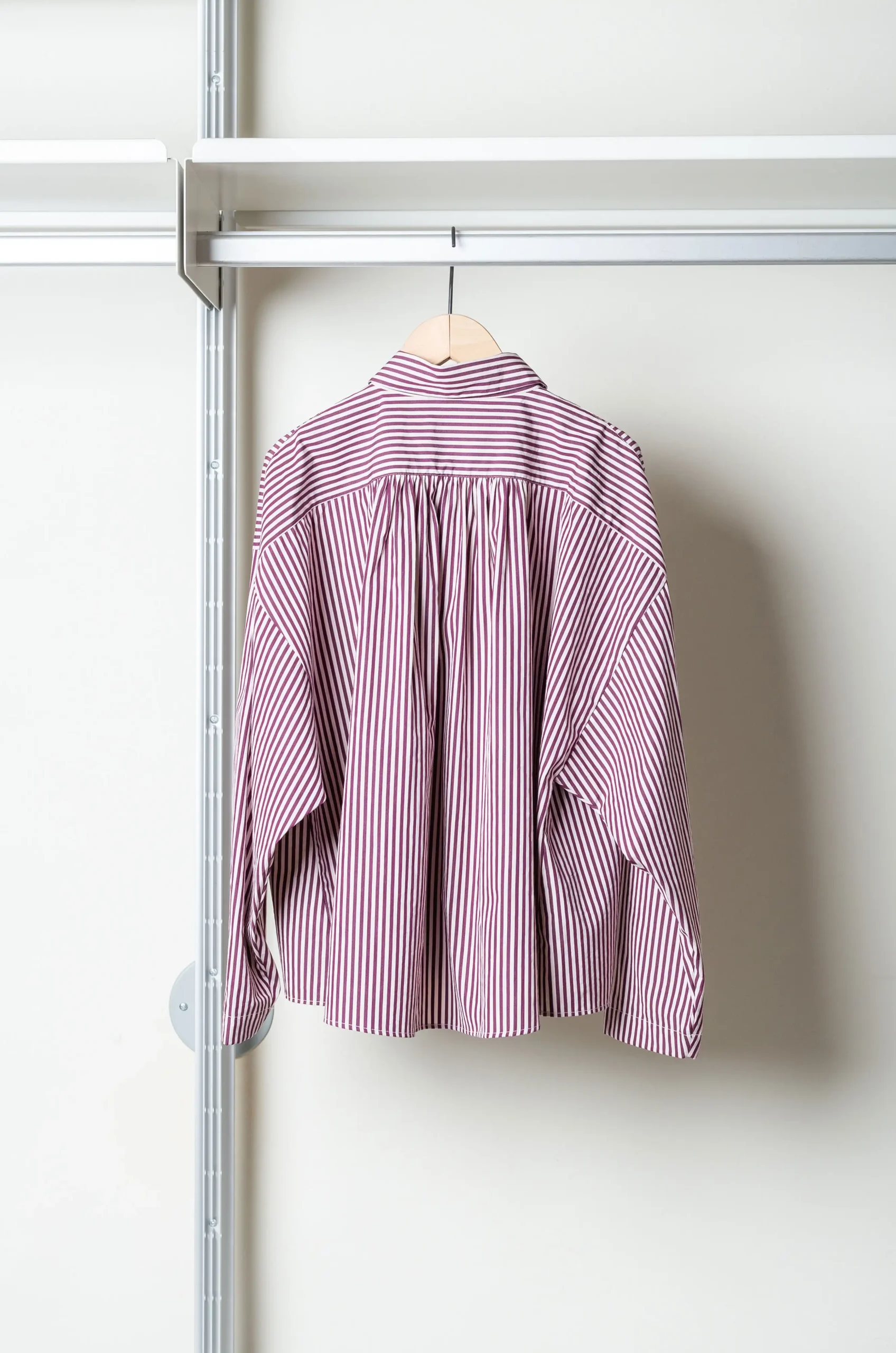 Bergfabel – Short Overshirt BFWSH90/K92 – Wine Stripe 7 Bergfabel – Short Overshirt BFWSH90/K92 – Wine Stripe – Image 5