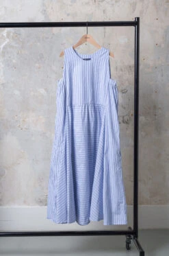 Bergfabel – Apron Dress BFWSK36/K12 – Stripe -Salomon Boutique rdv bergfabel 95 scaled 1