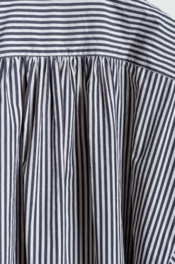 Bergfabel – Short Overshirt BFWSH90/K91 – Black Stripe 12 Bergfabel – Short Overshirt BFWSH90/K91 – Black Stripe -Salomon Boutique rdv bergfabel women 14 scaled 1