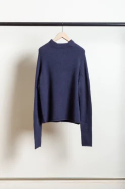 Boboutic – Sweater 4792 – Navy 13 Boboutic – Sweater 4792 – Navy -Salomon Boutique rdv boboutic 54 scaled 1