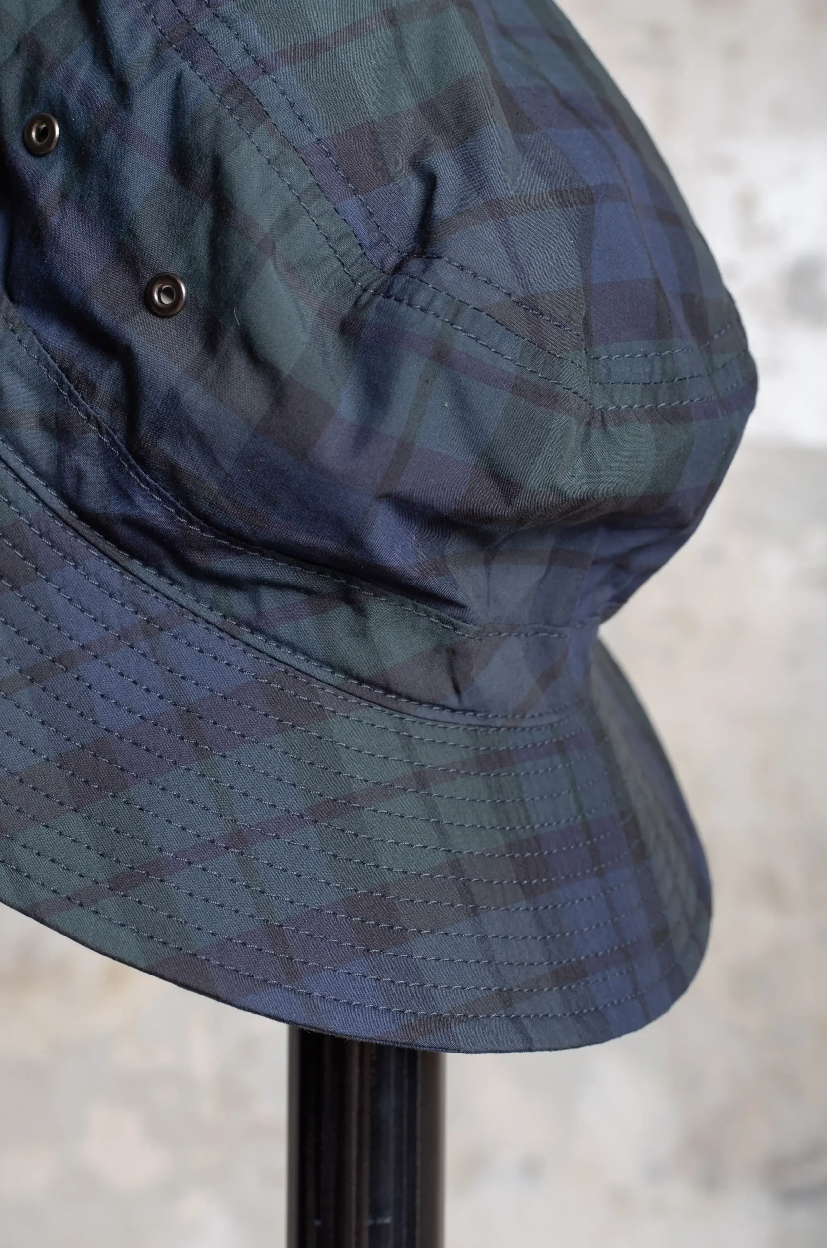 Câbleami – Organic Cotton Cordura Hat With Drawcord – Black Watch 4 Câbleami – Organic Cotton Cordura Hat With Drawcord – Black Watch – Image 2