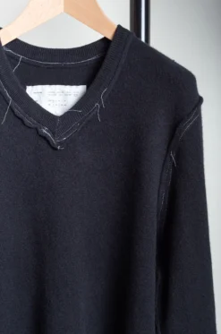 CAMIEL FORTGENS – Frankenstein V-Neck – Black 9 CAMIEL FORTGENS – Frankenstein V-Neck – Black -Salomon Boutique rdv camiel 61 scaled 1