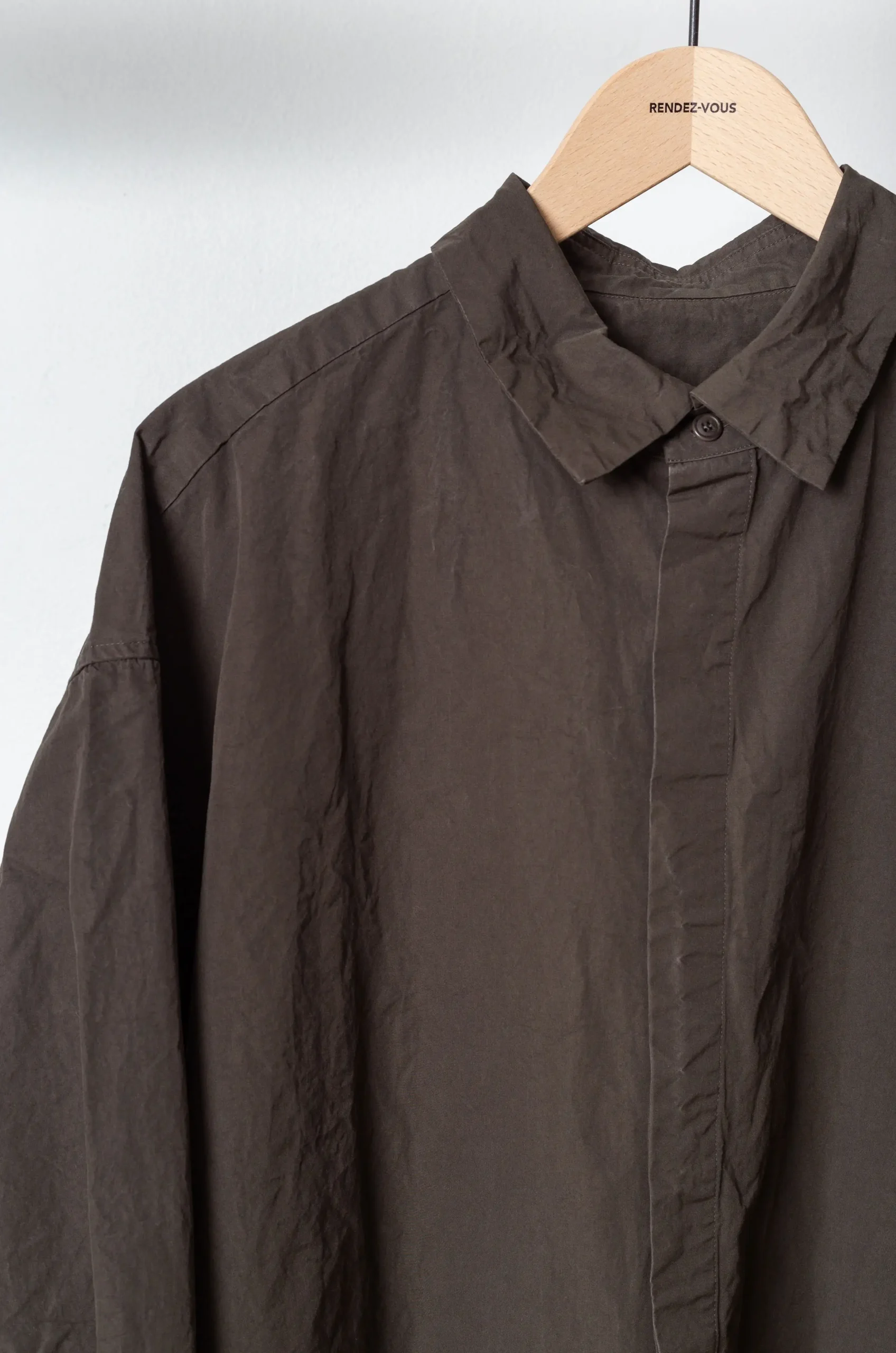 Casey Casey – Volume Shirt 23HC268 – Khaki Tan 6 Casey Casey – Volume Shirt 23HC268 – Khaki Tan – Image 4