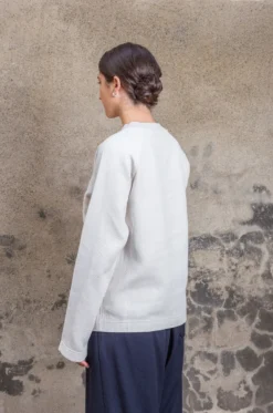 Casey Casey – Simone Top 21FH140 – Concrete 19 Casey Casey – Simone Top 21FH140 – Concrete -Salomon Boutique rdv casey 19 scaled 1