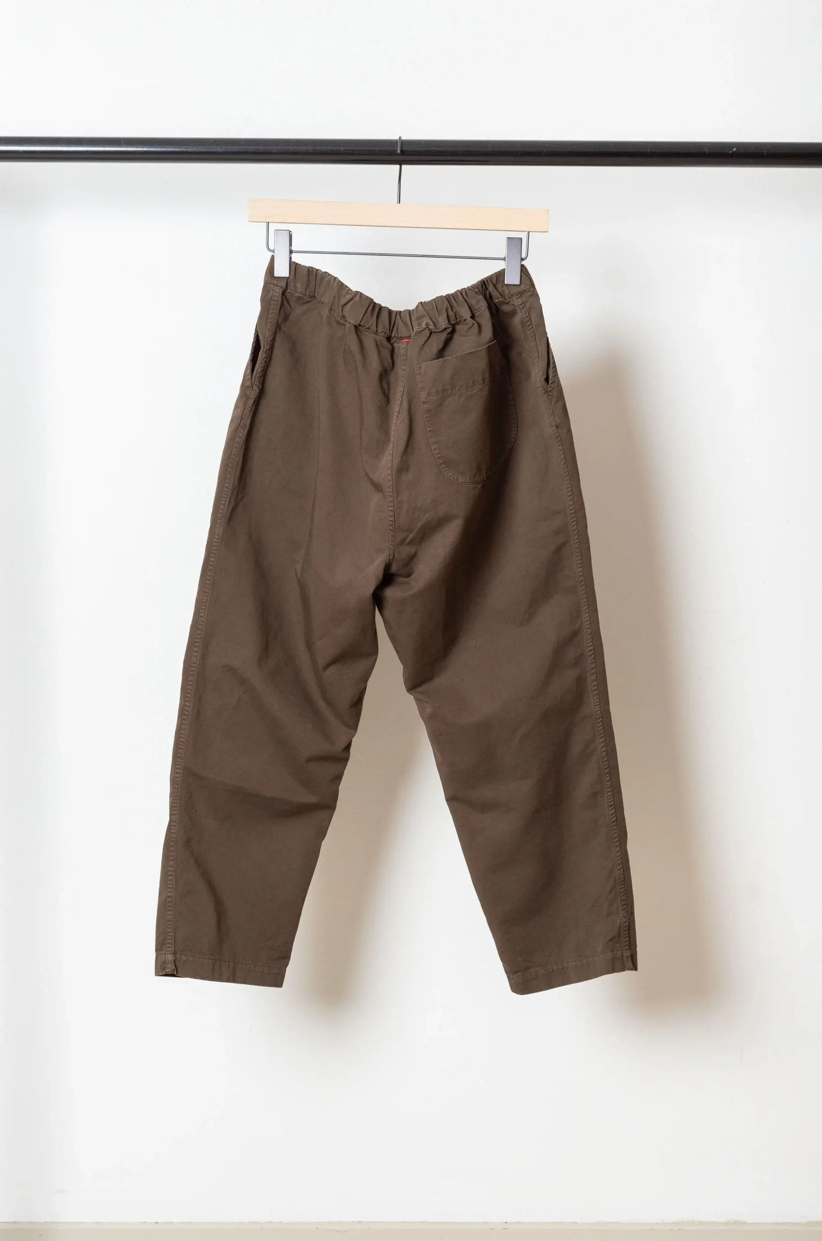 Casey Casey – Fabi Pant 23HP253 – Dark Khaki 4 Casey Casey – Fabi Pant 23HP253 – Dark Khaki – Image 2