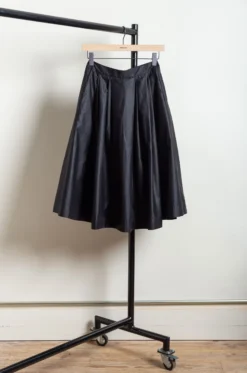 Casey Casey – Anarchic Skirt 23FJ186 – Black -Salomon Boutique rdv casey 26 scaled 1