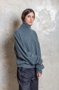 Extreme Cashmere – N°204 Jill – Waves -Salomon Boutique rdv cashmere 80 scaled 1