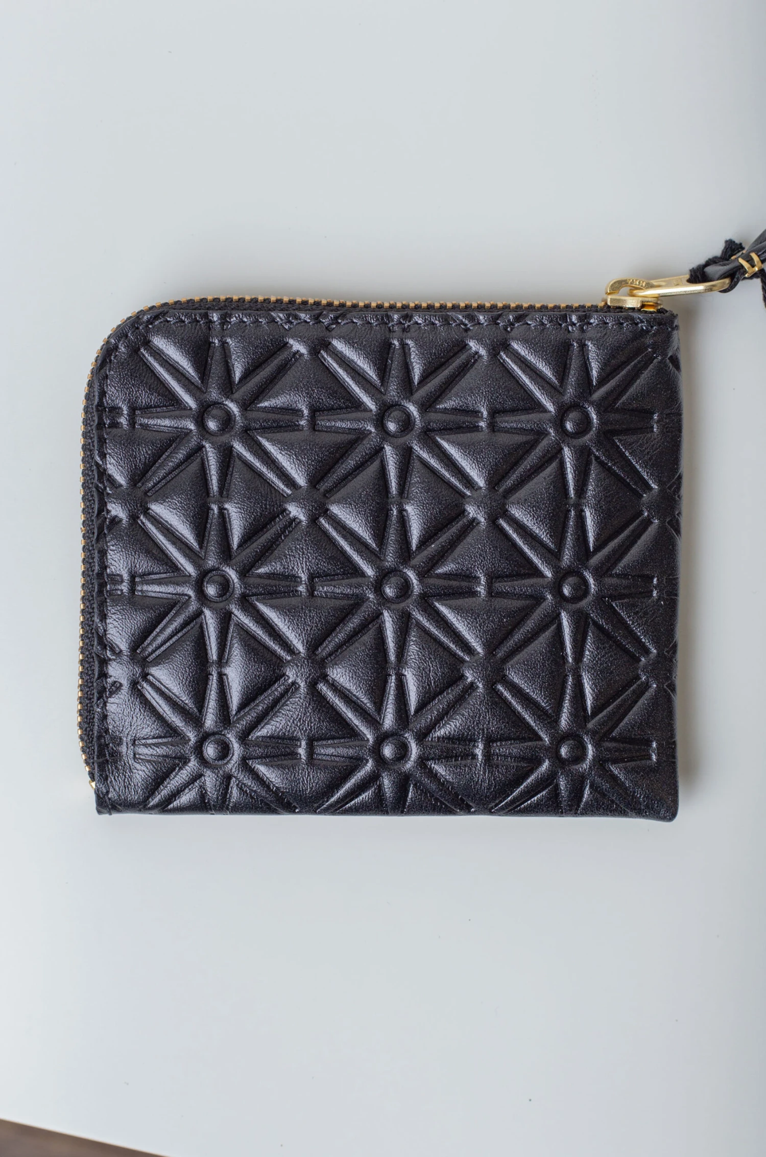 Comme Des Garçons – Wallet Embossed Line SA310E – Black 3 Comme Des Garçons – Wallet Embossed Line SA310E – Black