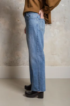 Chimala – Women 13OZ Selvedge Denim Baggy Cut CS36-WP03 – Very Light 10 Chimala – Women 13OZ Selvedge Denim Baggy Cut CS36-WP03 – Very Light -Salomon Boutique rdv chimala 18 scaled 1