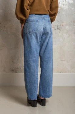 Chimala – Women 13OZ Selvedge Denim Baggy Cut CS36-WP03 – Very Light 11 Chimala – Women 13OZ Selvedge Denim Baggy Cut CS36-WP03 – Very Light -Salomon Boutique rdv chimala 19 scaled 1