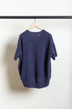 C.T. Plage – Ladies Round Halfsleeve Pullover CT22332L-75 – B.Navy 11 C.T. Plage – Ladies Round Halfsleeve Pullover CT22332L-75 – B.Navy -Salomon Boutique rdv ct plage 04 scaled 1