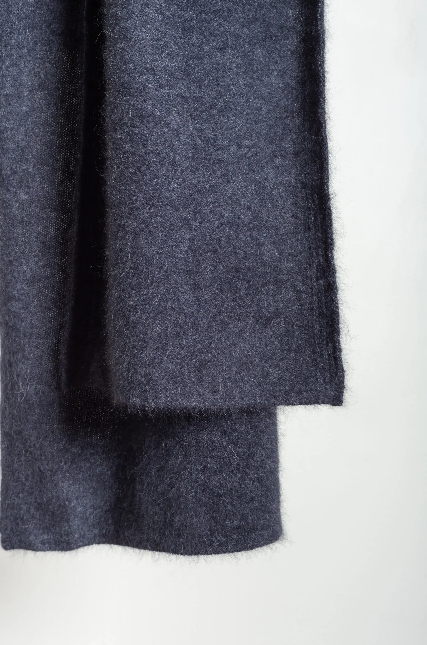 C.T. Plage – Ladies Stole 5566L -14- C.Grey 4 C.T. Plage – Ladies Stole 5566L -14- C.Grey – Image 2