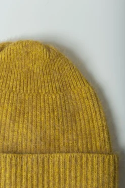 C.T. Plage – Ladies Beanie 5529L -14- Yellow 9 C.T. Plage – Ladies Beanie 5529L -14- Yellow -Salomon Boutique rdv ct plage 63 scaled 1