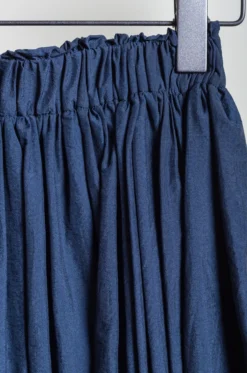 Eleph – Kite Skirt C6010508 – Navy -Salomon Boutique rdv eleph 19 scaled 1