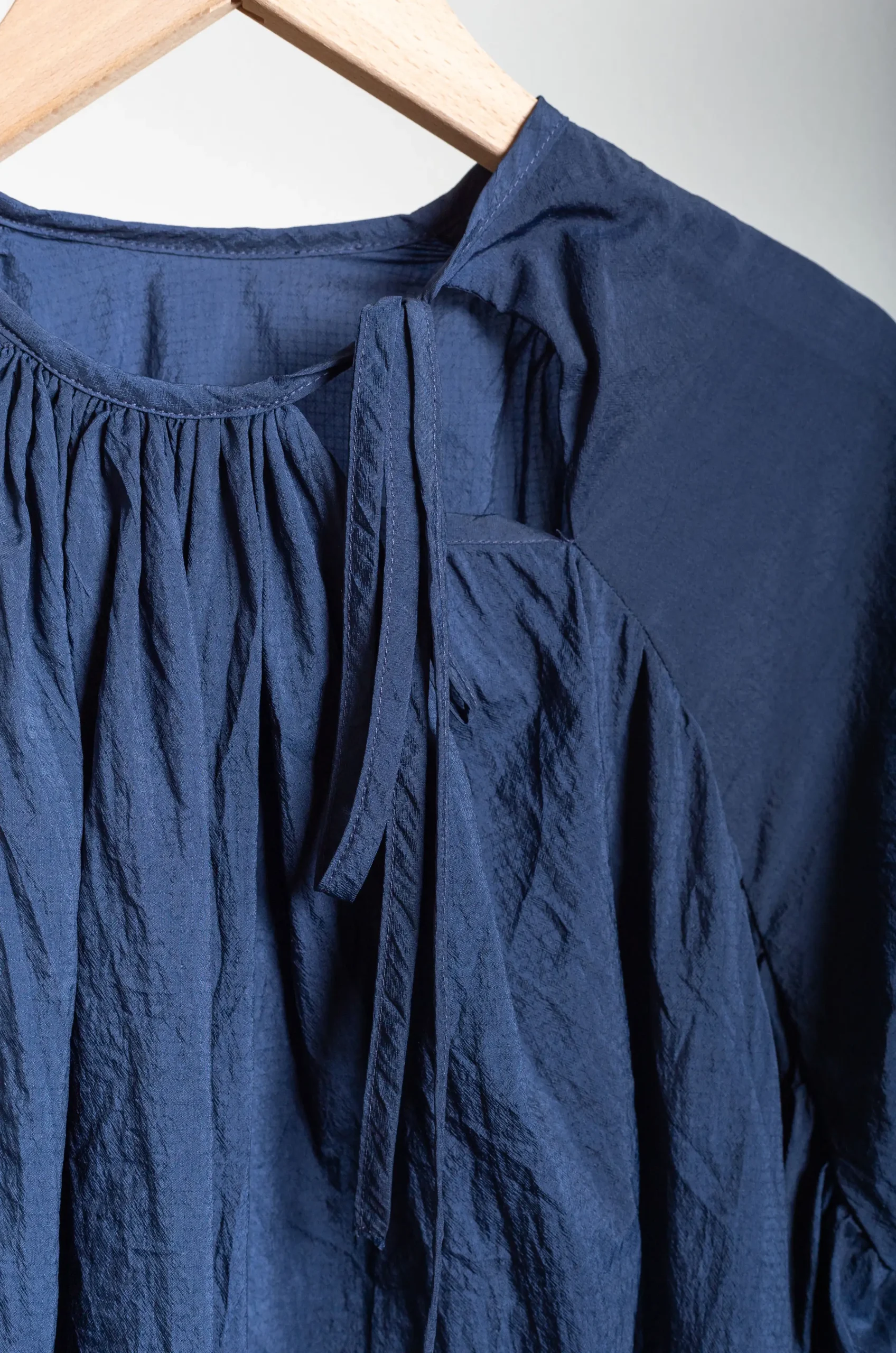 Eleph – Frummel Kite Top C6010304 – Navy 7 Eleph – Frummel Kite Top C6010304 – Navy – Image 5