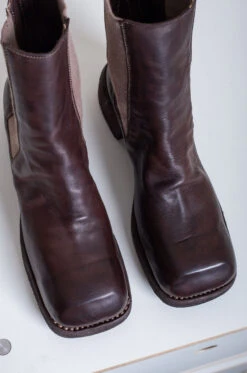 GUIDI – Women Chelsea Boots 9086E – Brown 11 GUIDI – Women Chelsea Boots 9086E – Brown -Salomon Boutique rdv guidi 16 scaled 1