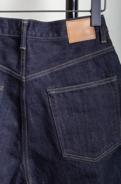 Hatski – Pants 22003 – One Wash -Salomon Boutique rdv hatski 14 scaled 1