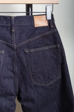 Hatski – Pants 22001 – One Wash -Salomon Boutique rdv hatski 19 scaled 1