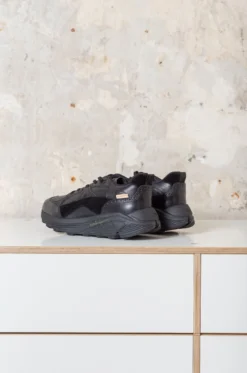 Hender Scheme – Shoes QN-S-POL – Black 11 Hender Scheme – Shoes QN-S-POL – Black -Salomon Boutique rdv hender scheme 11 scaled 1