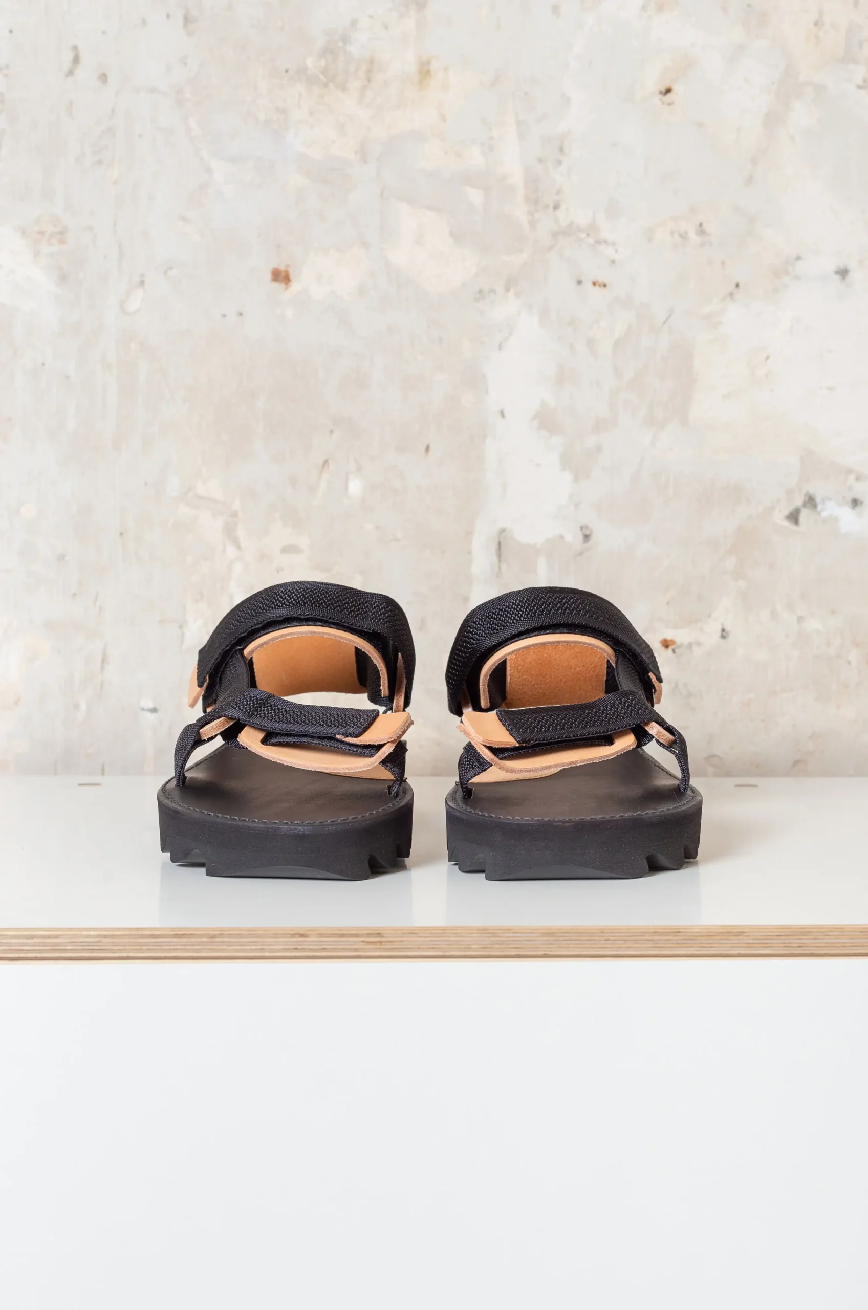 Hender Scheme – Men Shoes MJ-S-WEB – Black/Natural 5 Hender Scheme – Men Shoes MJ-S-WEB – Black/Natural – Image 3