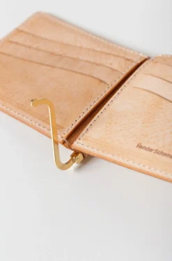 Hender Scheme – Money Clip MJ-RC-MCL – Natural -Salomon Boutique rdv hender scheme 179 scaled 1