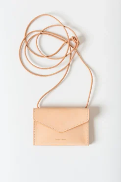 Hender Scheme – Purse RO-RC-HGP – Natural -Salomon Boutique rdv hender scheme 189 scaled 1