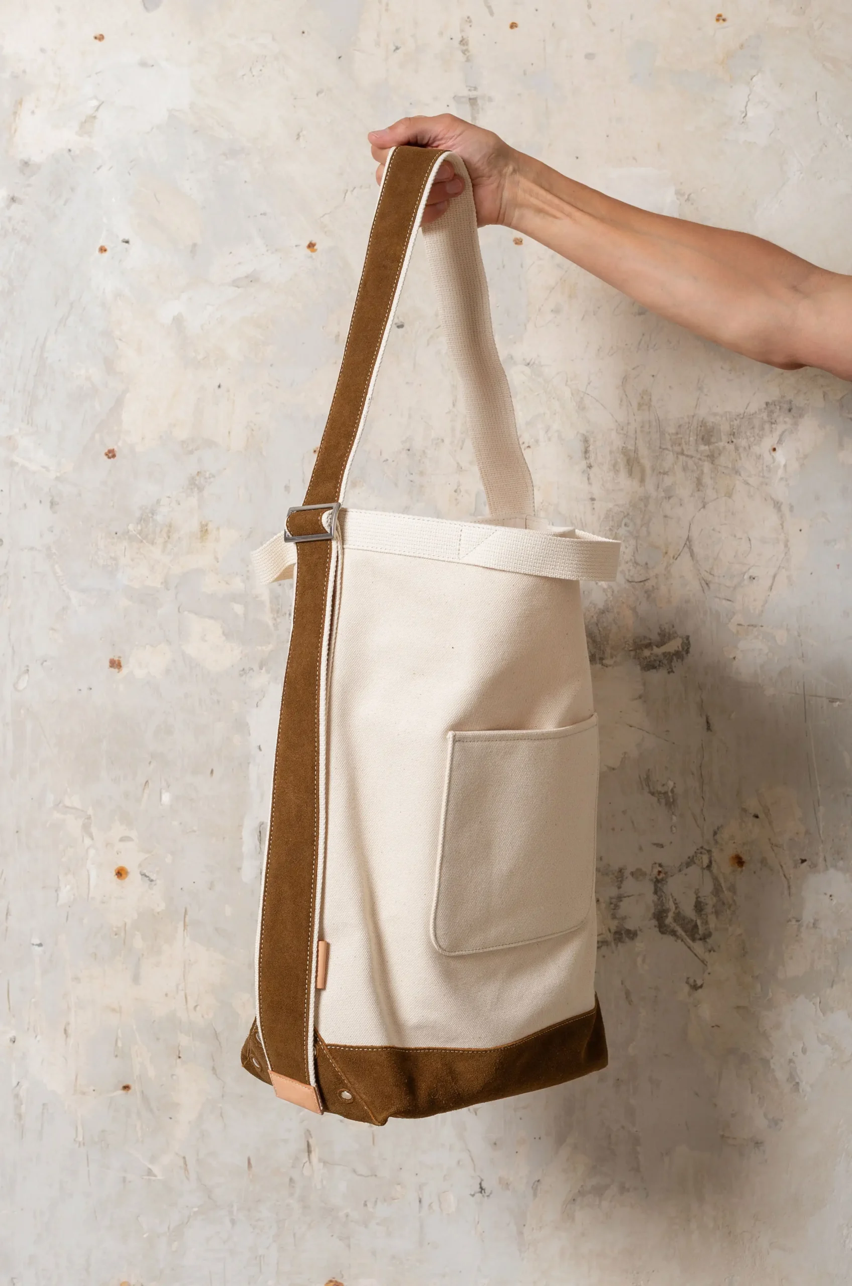 Hender Scheme – Shoulder Bag QN-RB-CSB – Camel 9 Hender Scheme – Shoulder Bag QN-RB-CSB – Camel – Image 7