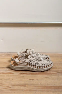 Keen – Uneek II Convertible – Plaza Taupe/Plaza Taupe 10 Keen – Uneek II Convertible – Plaza Taupe/Plaza Taupe -Salomon Boutique rdv keen 18 scaled 1